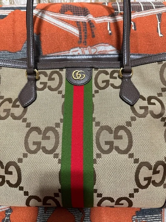 GUCCI ❤️🌟OPHIDIA JUMBO GG TOTE BAG - Picture 3 of 13